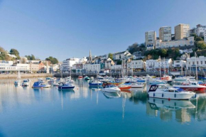 Lovely Apartment 3 King-size beds, Torquay
